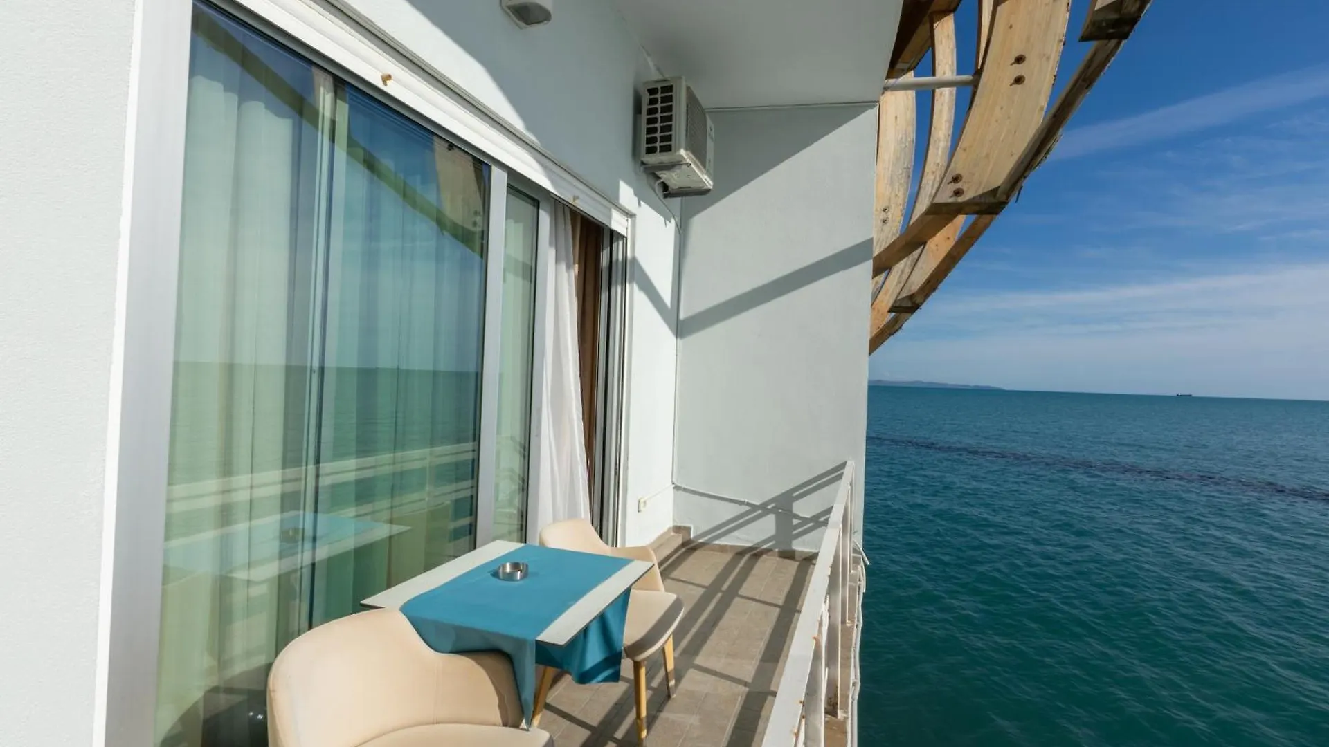 Ventus Harbor Hotel Durres